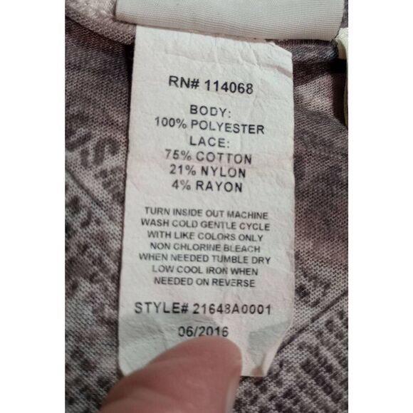 Ransom Shirt Ladies Medium Gray Red Floral Short Sleeve Paris Embellished Lace T - Picture 7 of 7